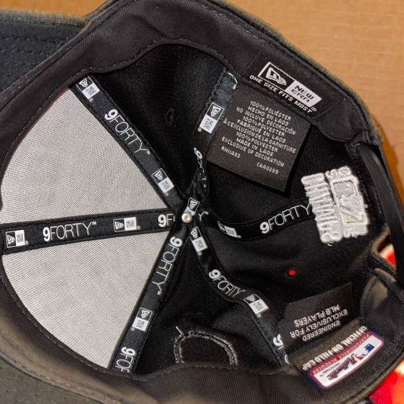 Atlanta Braves, 2021, World Series Champs New Era ￼9Forty Hat SnapBack MLB - Picture 3 of 12